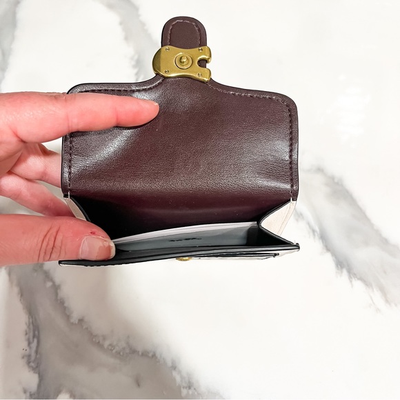 NWT Coach Snakeskin Tabby Wallet - Multi - Picture 5 of 7